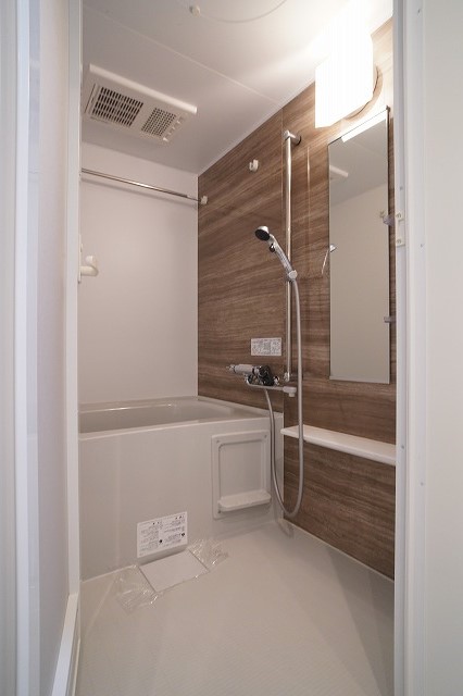 バス・シャワールーム　バス※別部屋参考写真