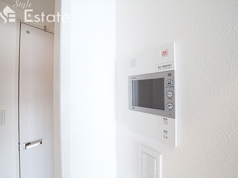 セキュリティ　モニター付きインターホン