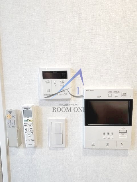 セキュリティ　モニター付きインターホンです。