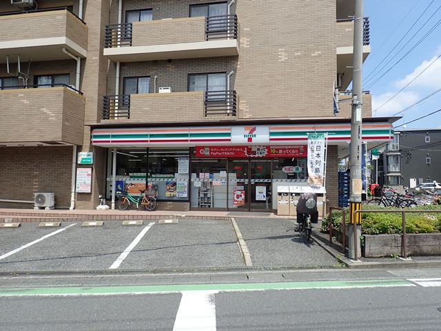 コンビニ　セブンイレブン（コンビニ）まで509m