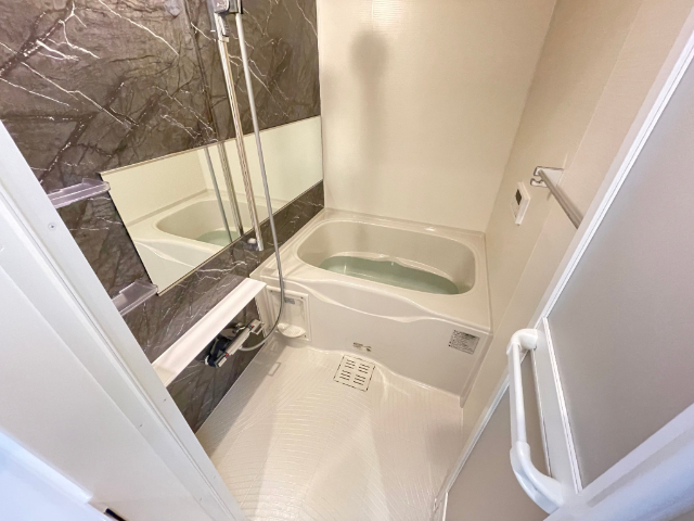 バス・シャワールーム　新築の為同間取りの他の階の写真です