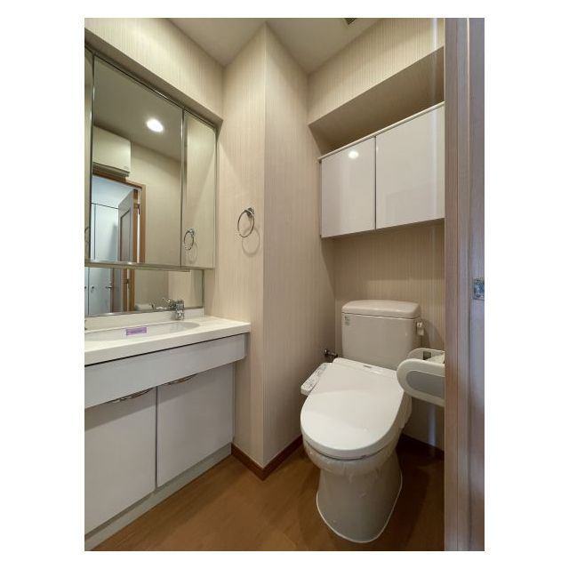 トイレ　別部屋参考写真