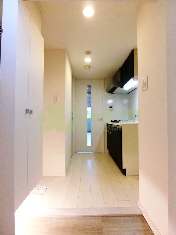 玄関　レグゼスタ京都駅西