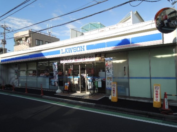 コンビニ　ローソン 喜多見駅南店（コンビニ）まで575m