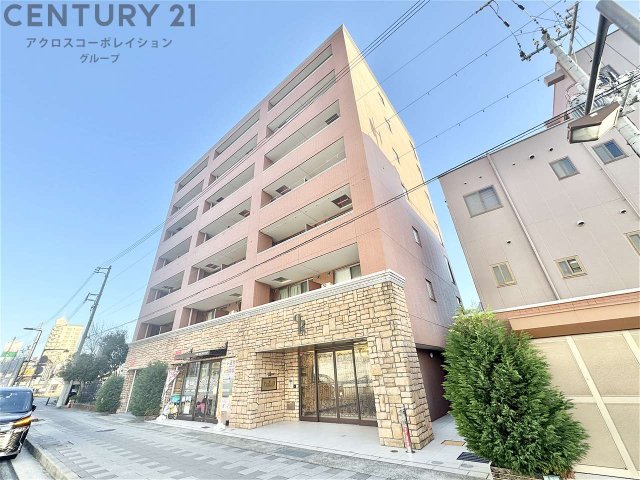 建物外観　オートロック付きで安心です♪