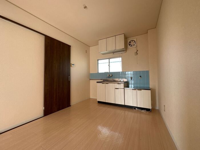 居室・リビング　スタンダードな洋室です