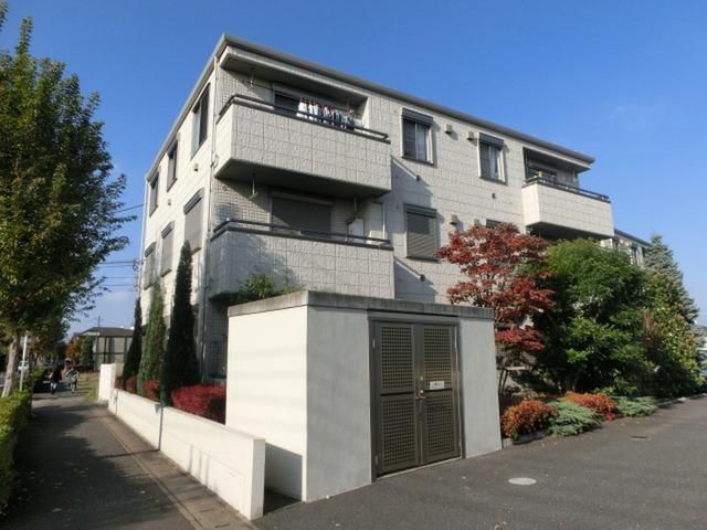 建物外観　日当り良好　閑静な住宅街