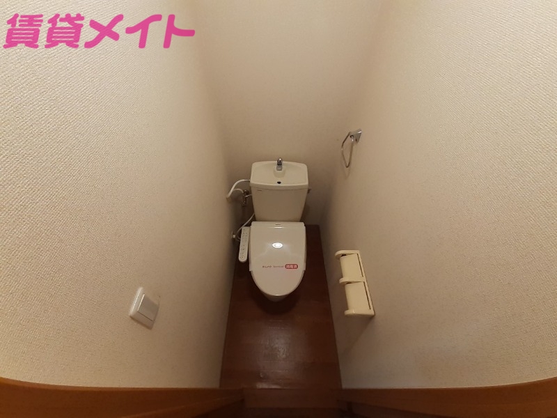 トイレ　同物件別室画像