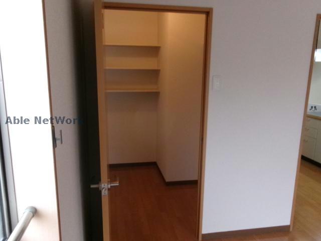 収納　同型モデル