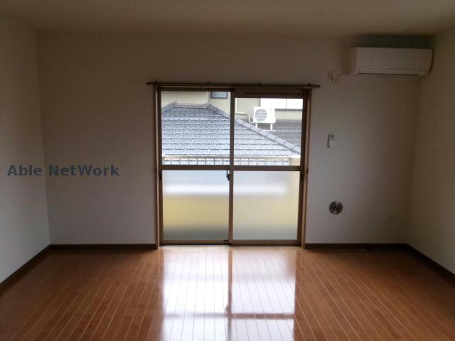 居室・リビング　同型モデル