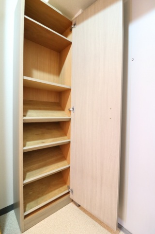 収納　シューズボックス