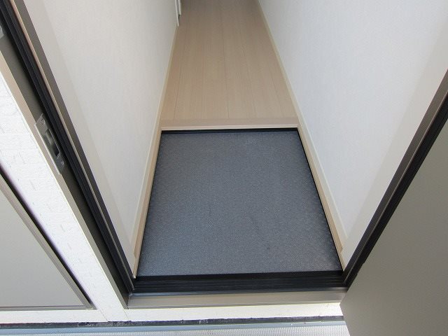 玄関　（別タイプ参考写真）プラザ雑司が谷　豊島区雑司が谷１