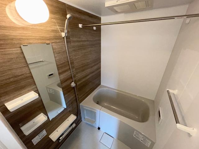 バス・シャワールーム　バス