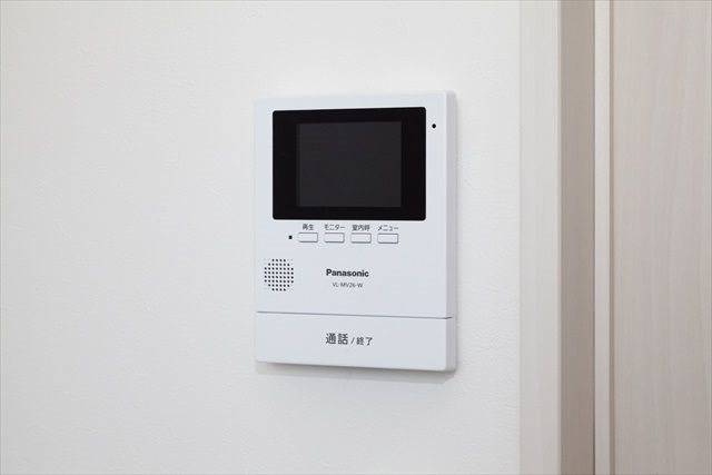 セキュリティ　来訪者が分かる安心のＴＶインターホンです。