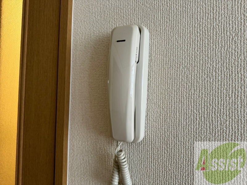 バルコニー　インターホンは通話ができるので急な訪問があっても安心です