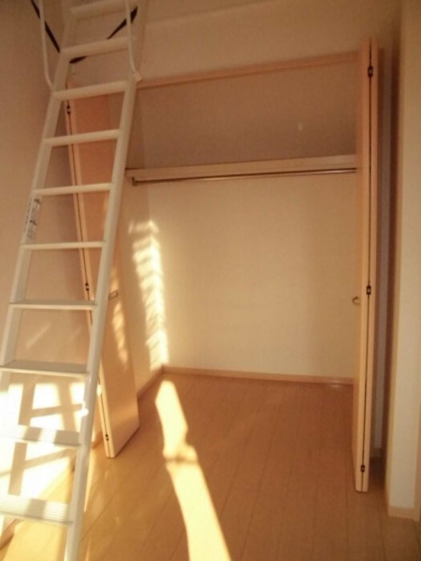 収納　図面と現状に相違がある場合には現状を優先