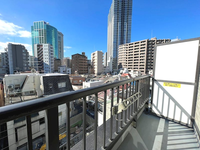 バルコニー　※別部屋の参考写真です。