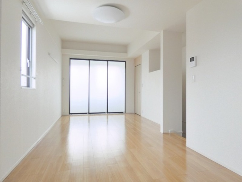 居室・リビング　図面と現状に相違がある場合には現状を優先