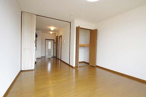 居室・リビング　類似室内