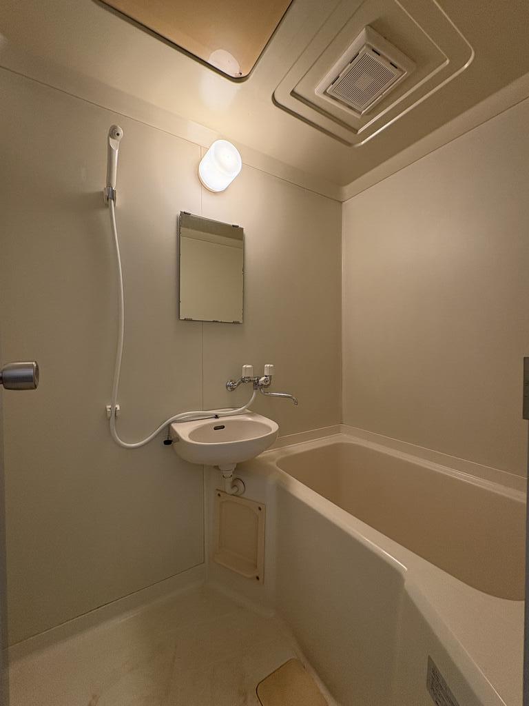 バス・シャワールーム　◆こちらの物件のお問合わせは、蕪木不動産へお問合せ下さい◆