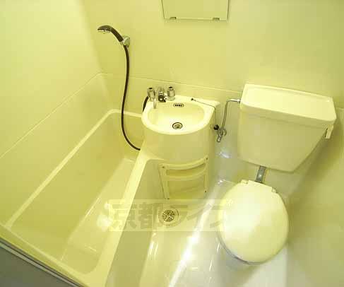 バス・シャワールーム　バスです