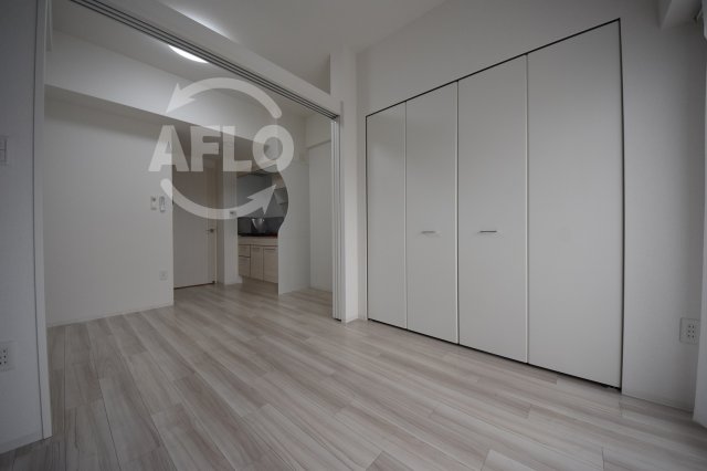 居室・リビング　セレニテ京橋クレア　リビング