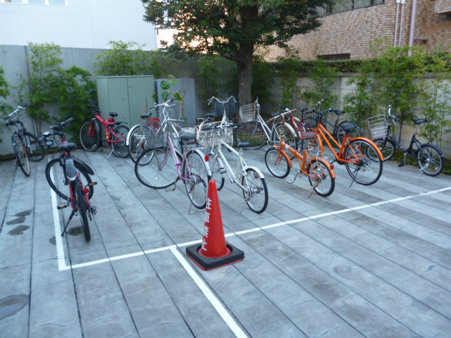 駐車場　駐輪場