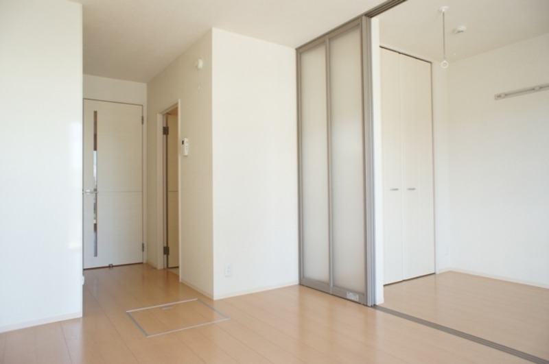 居室・リビング　図面と現状に相違がある場合には現状を優先