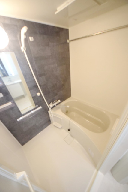 バス・シャワールーム　～疲れを癒しましょう～