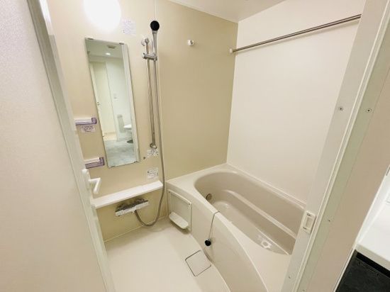 バス・シャワールーム　☆ゆったりくつろげるお風呂☆