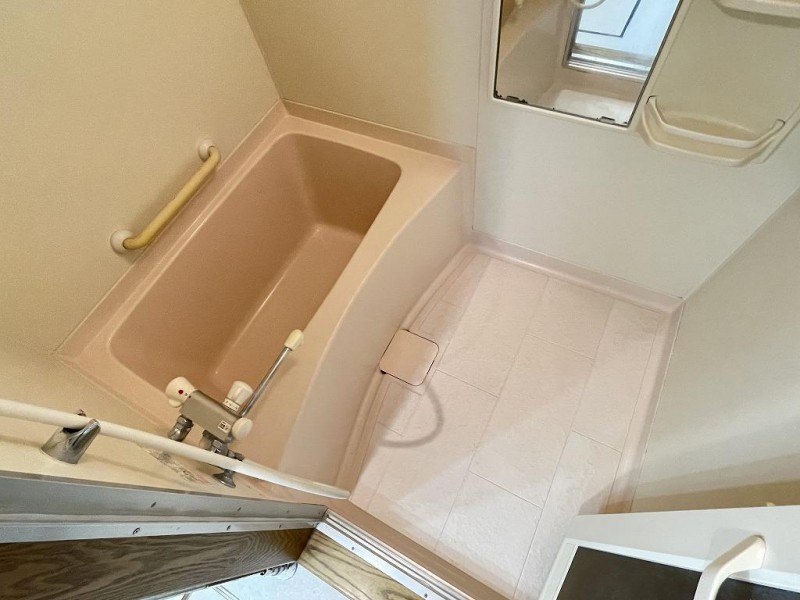 バス・シャワールーム　浴室