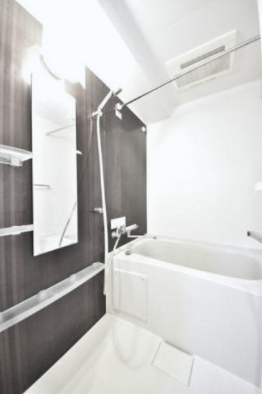 バス・シャワールーム　風呂