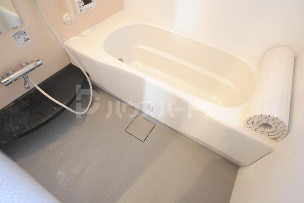 バス・シャワールーム　リフォーム中です。