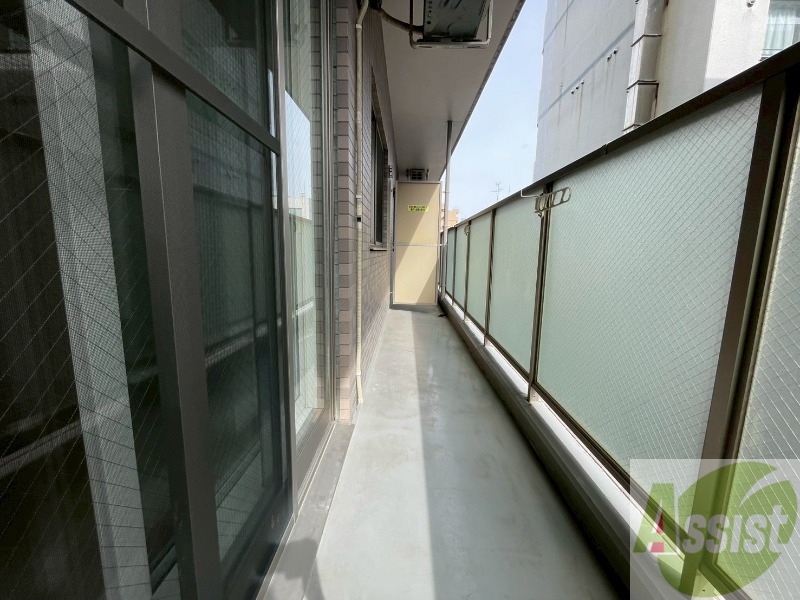 バルコニー　バルコニーが付いていますので一息ついてみてはいかがですか。