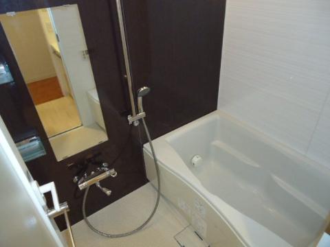 バス・シャワールーム　バス