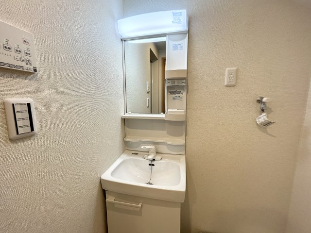 洗面設備　あると便利な独立洗面台