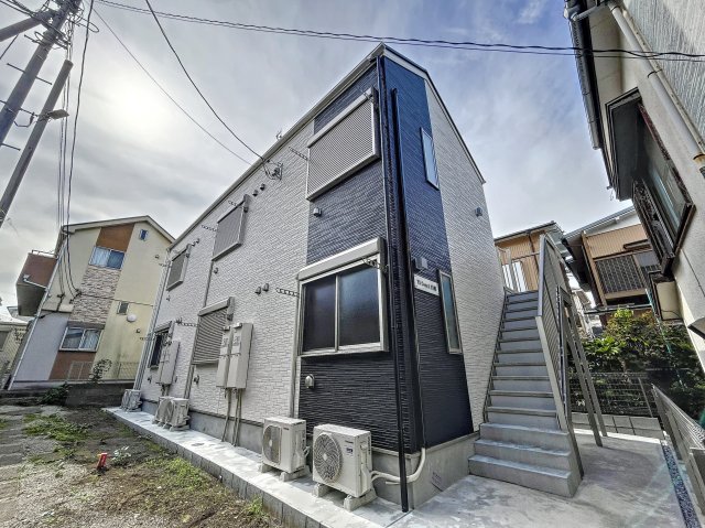 建物外観　白楽駅徒歩10分のアパートです。