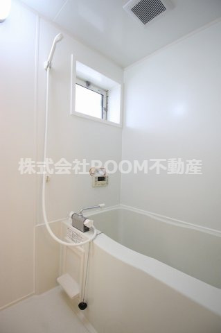 バス・シャワールーム　お風呂で日々の疲れを落としましょう