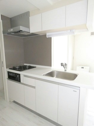 キッチン　対面式のシステムキッチンです♪