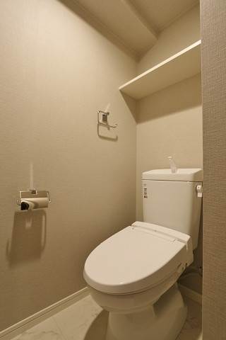 トイレ　清潔感のあるお手洗いです