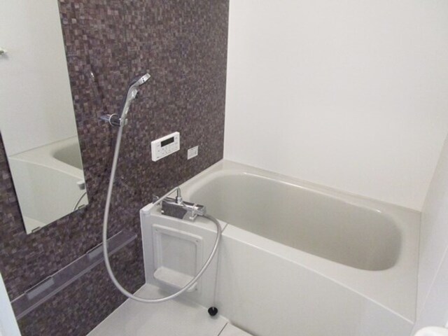 バス・シャワールーム　浴室　追い焚き給湯、浴室換気乾燥機付