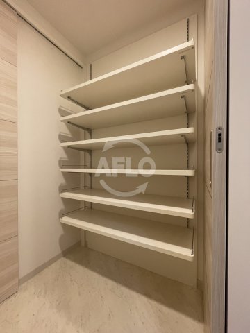 収納　ウェルホームズ靭公園　収納