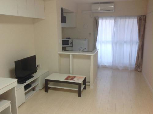 居室・リビング　※現況優先。色調等異なる場合がございます。