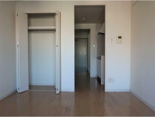 居室・リビング　使いやすい形の為、レイアウトを楽しめます♪