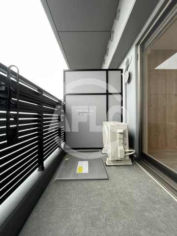 バルコニー　プレサンス大国町ラヴェニール　バルコニー