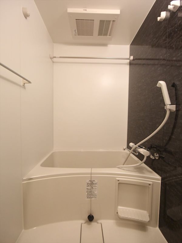 バス・シャワールーム　バスルーム　浴室暖房乾燥機付き