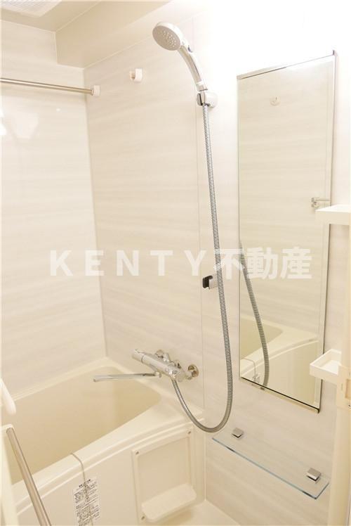 バス・シャワールーム　お風呂です