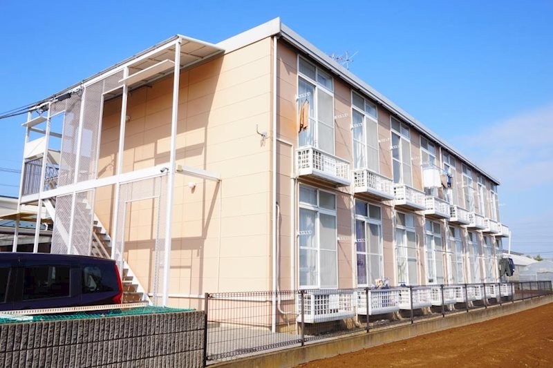 建物外観　草加駅徒歩１５分（１２００Ｍ）