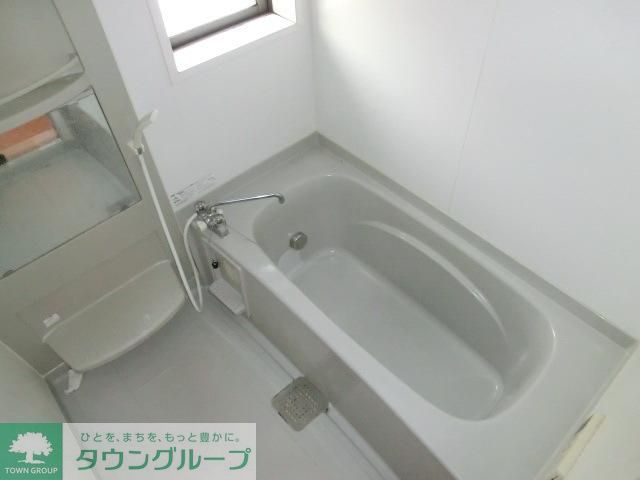 バス・シャワールーム　嬉しい追焚機能付きの浴室