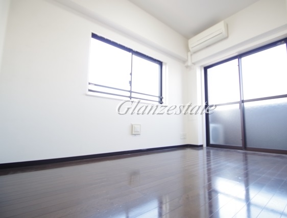 居室・リビング　ゆったり過ごせるリビングです